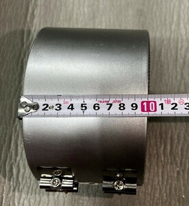 2565